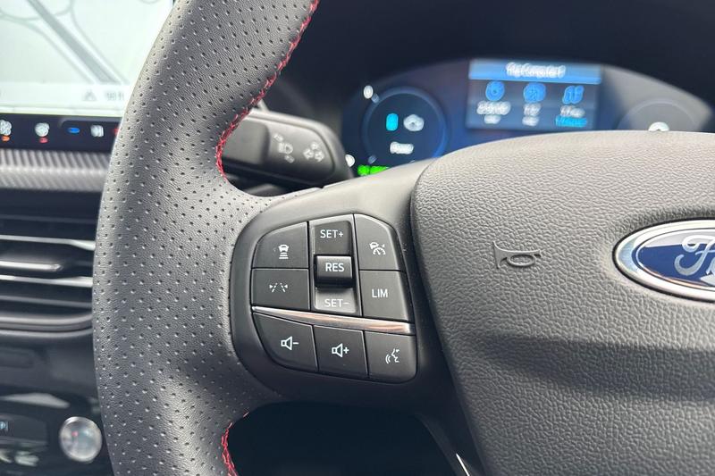 Used Ford Kuga 2025 for sale - 77307008: Photo 29