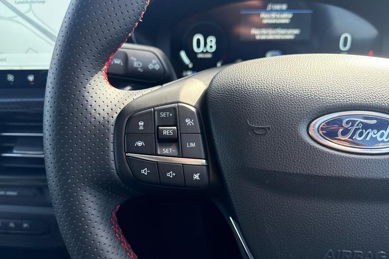 Used Ford Focus 2025 for sale - 78109341: Photo 34