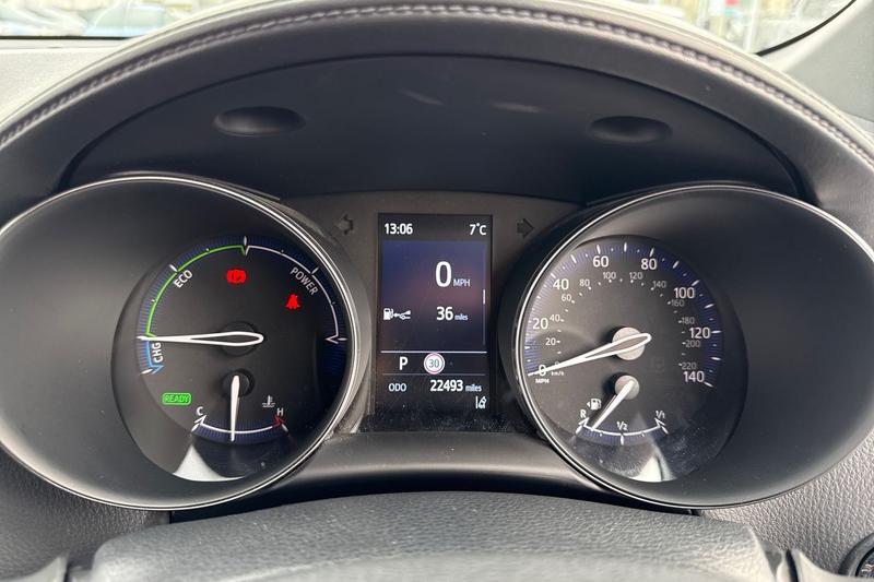 Used Toyota C-HR 2023 for sale - 77997139: Photo 13