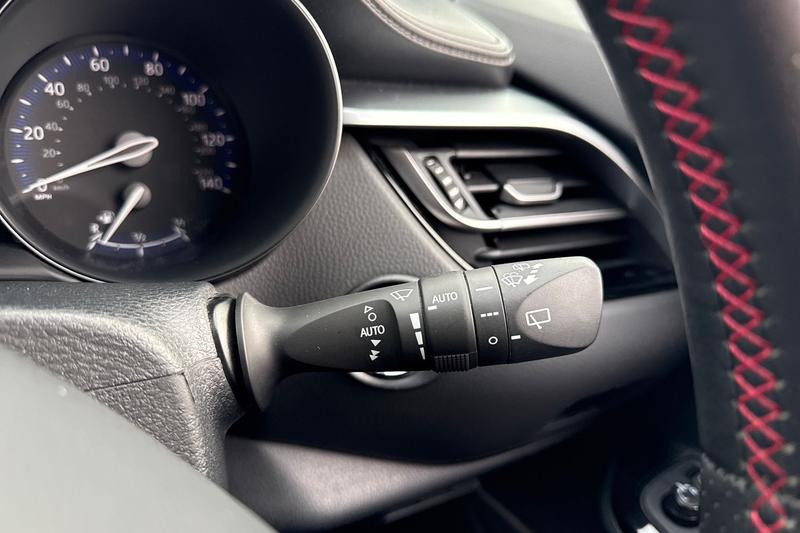 Used Toyota C-HR 2023 for sale - 77997139: Photo 15