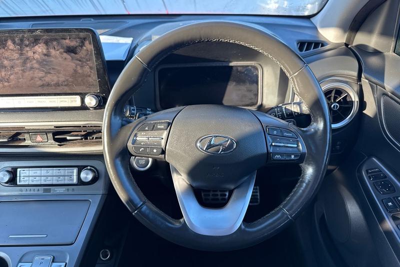 Used Hyundai KONA 2022 for sale - 76858776: Photo 12