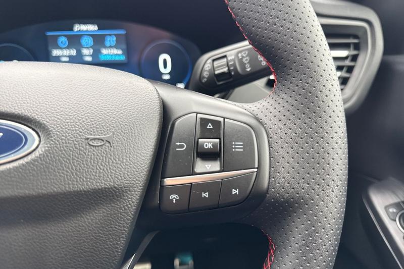 Used Ford Kuga 2025 for sale - 78180282: Photo 31