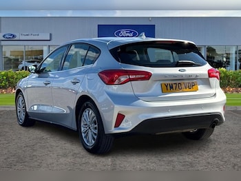 Used Ford Focus 2021 for sale - 76184477: Photo 2