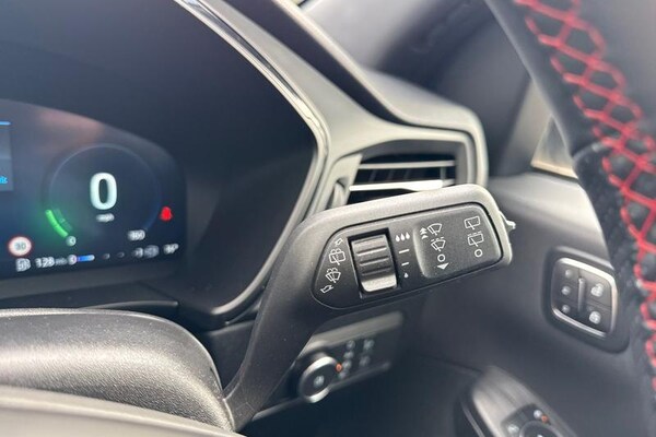 Used Ford Kuga 2024 for sale - 76184435: Photo 15