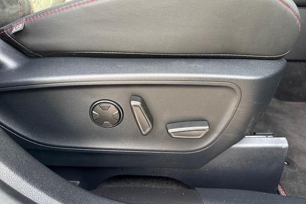 Used Ford Kuga 2024 for sale - 76184435: Photo 32