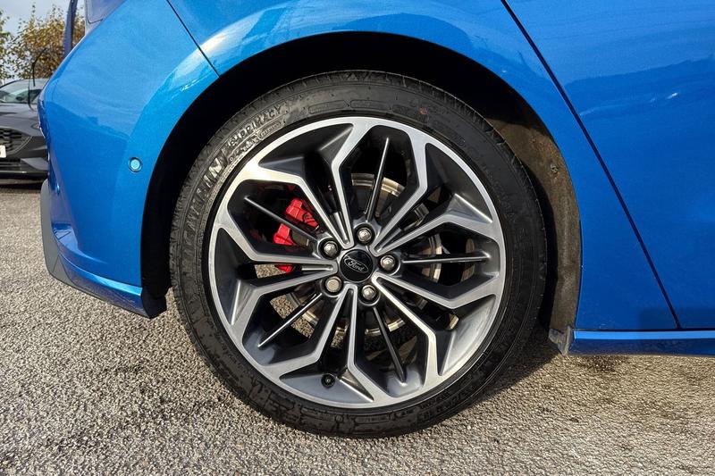 Used Ford Focus 2025 for sale - 76504591: Photo 8