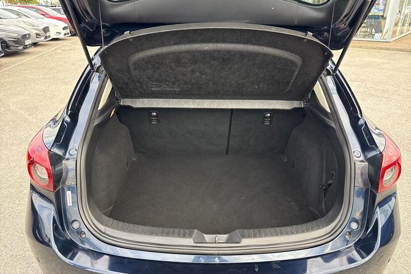Used Mazda Mazda3 2016 for sale - 76154186: Photo 21