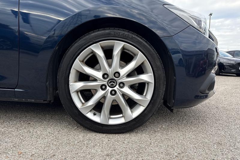 Used Mazda Mazda3 2016 for sale - 76154186: Photo 8