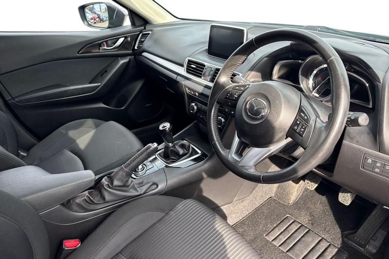 Used Mazda Mazda3 2016 for sale - 76154186: Photo 9
