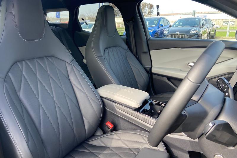 Used Ford Explorer 2024 for sale - 77975874: Photo 17