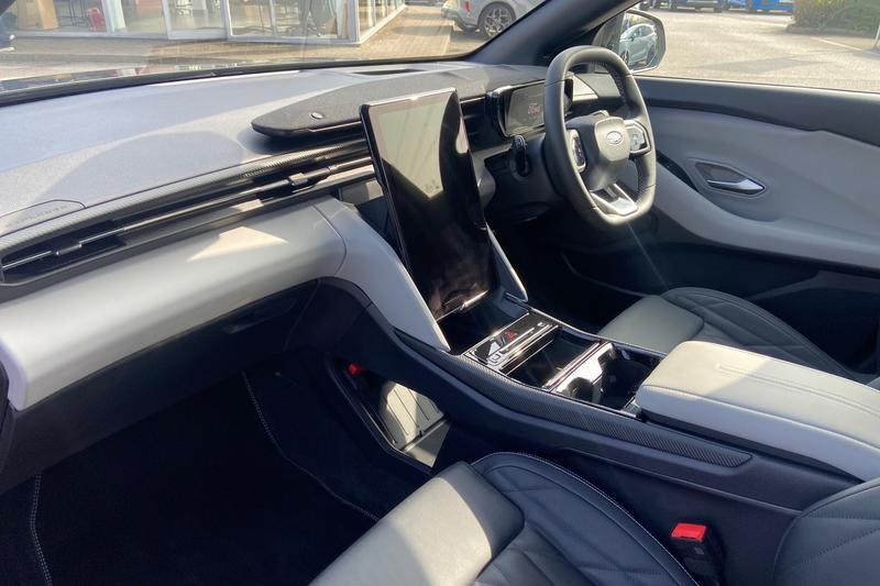 Used Ford Explorer 2024 for sale - 77975874: Photo 18