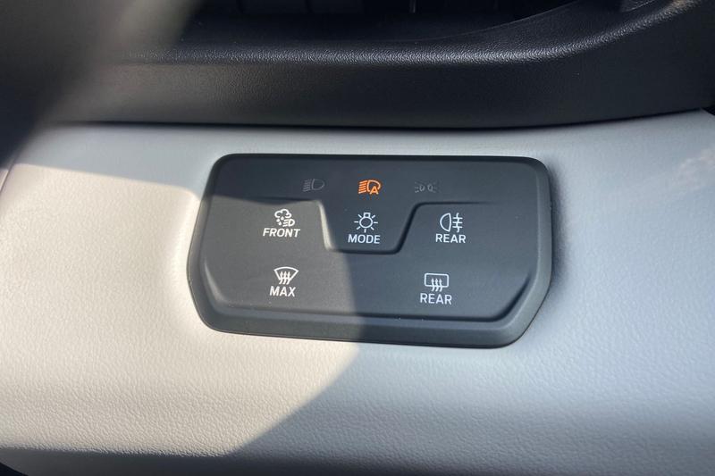 Used Ford Explorer 2024 for sale - 77975874: Photo 32