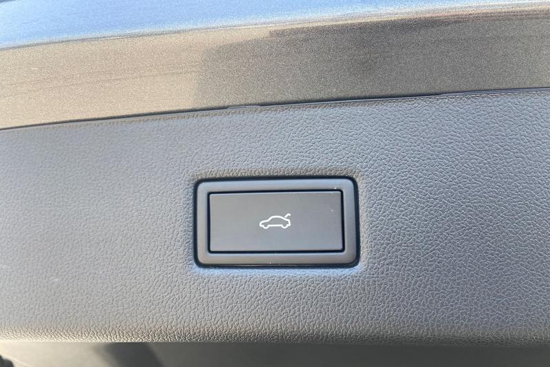 Used Ford Explorer 2024 for sale - 77975874: Photo 35