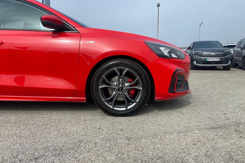 Used Ford Focus 2019 for sale - 77975870: Photo 8