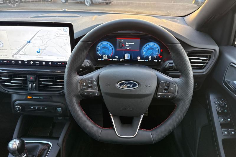 Used Ford Focus 2024 for sale - 76653536: Photo 12