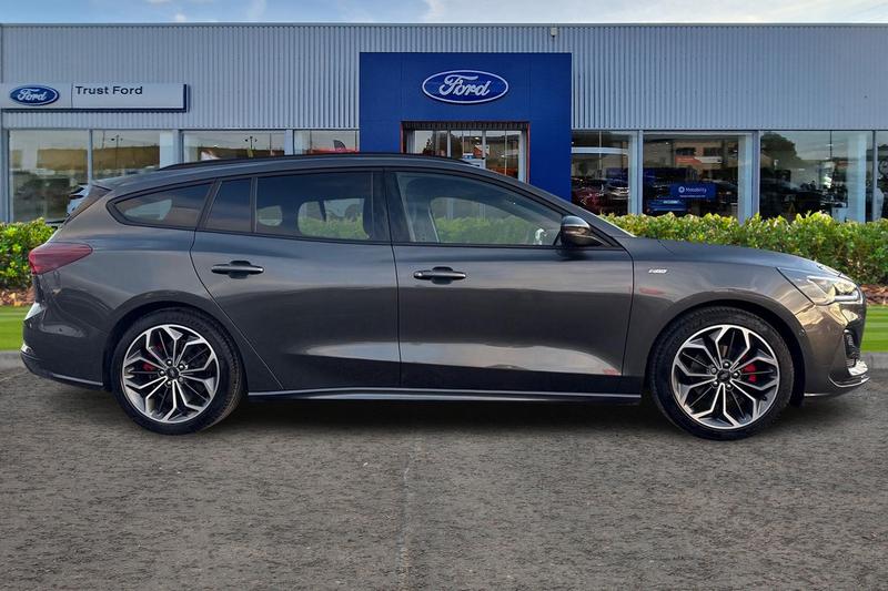 Used Ford Focus 2024 for sale - 76653536: Photo 3