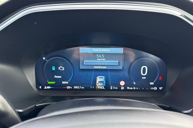 Used Ford Kuga 2024 for sale - 76452979: Photo 13