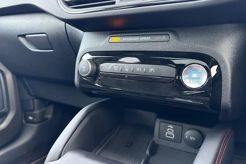 Used Ford Kuga 2024 for sale - 76452979: Photo 28