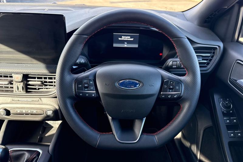 Used Ford Focus 2024 for sale - 76344509: Photo 12