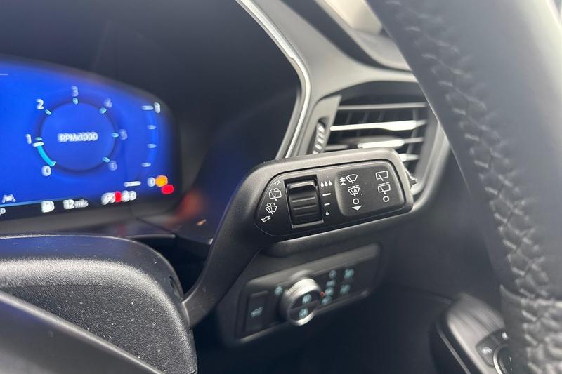 Used Ford Kuga 2021 for sale - 76184406: Photo 15