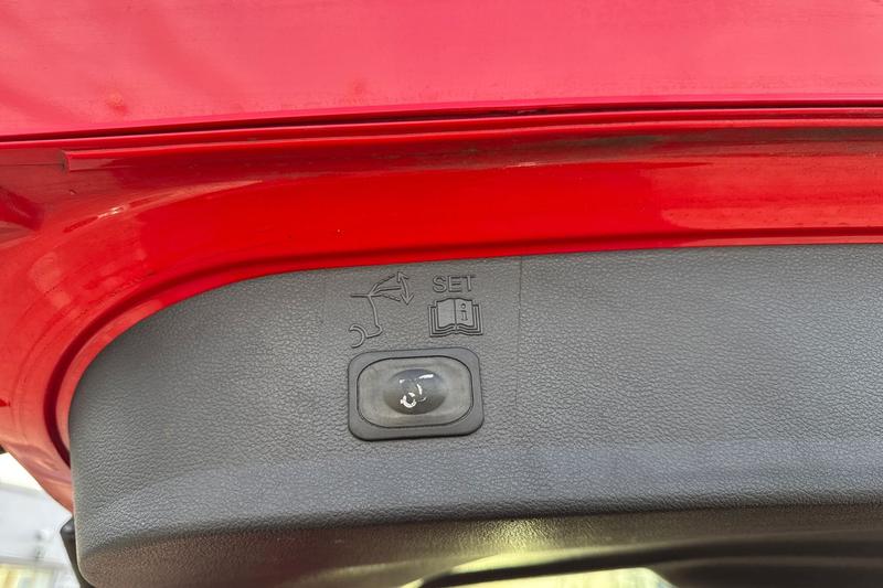 Used Ford Kuga 2015 for sale - 76710244: Photo 22