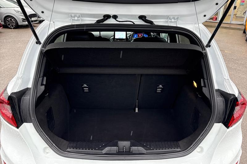 Used Ford Fiesta 2023 for sale - 76949025: Photo 21