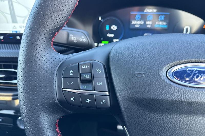 Used Ford Kuga 2025 for sale - 76641108: Photo 29