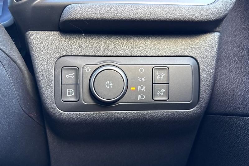 Used Ford Kuga 2025 for sale - 76641108: Photo 31