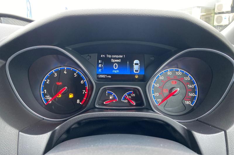 Used Ford Focus 2018 for sale - 77048060: Photo 13