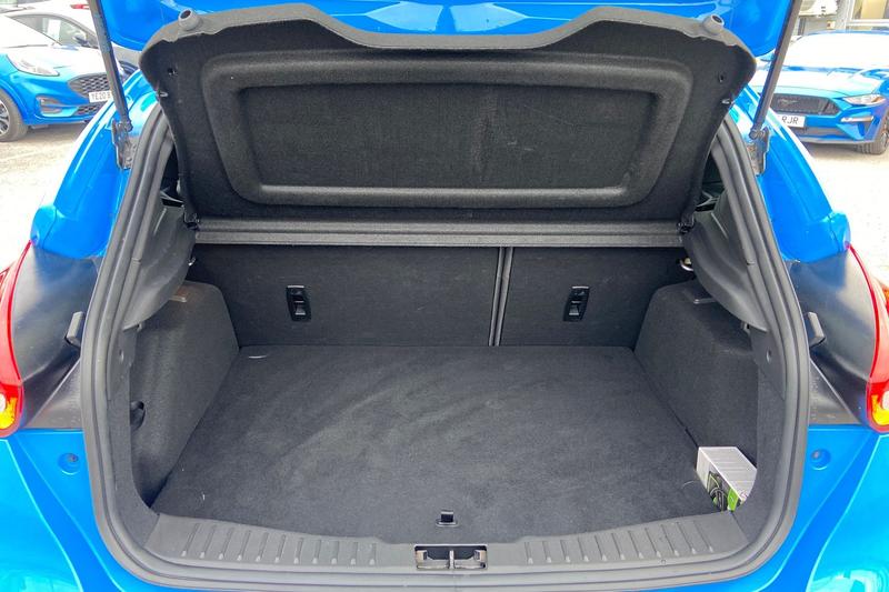 Used Ford Focus 2018 for sale - 77048060: Photo 21