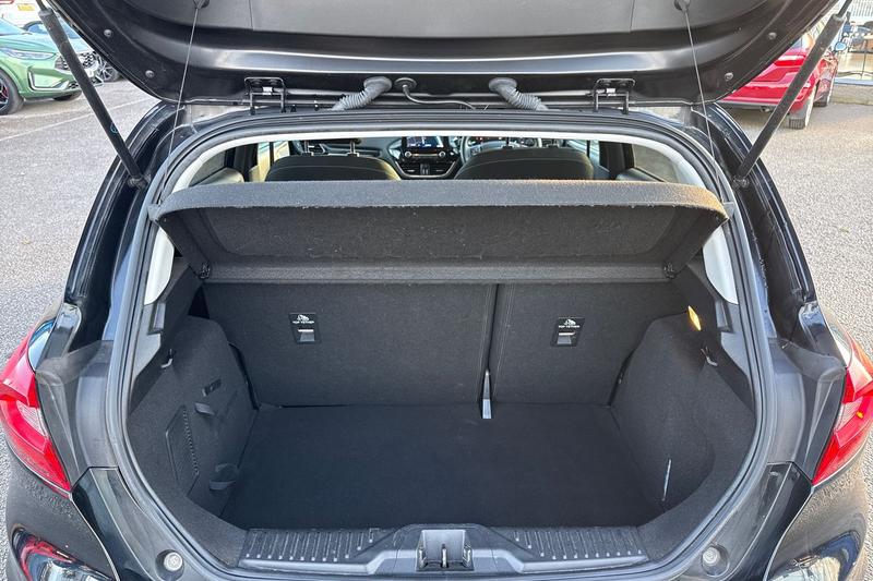 Used Ford Fiesta 2019 for sale - 76862497: Photo 21