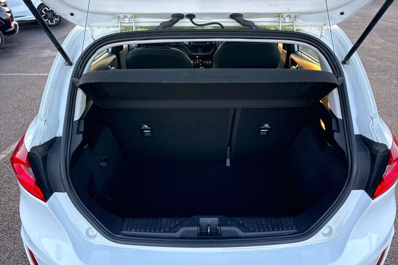 Used Ford Fiesta 2017 for sale - 77231360: Photo 21