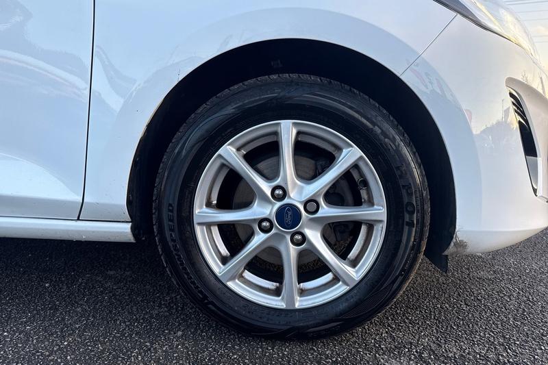 Used Ford Fiesta 2017 for sale - 77231360: Photo 8