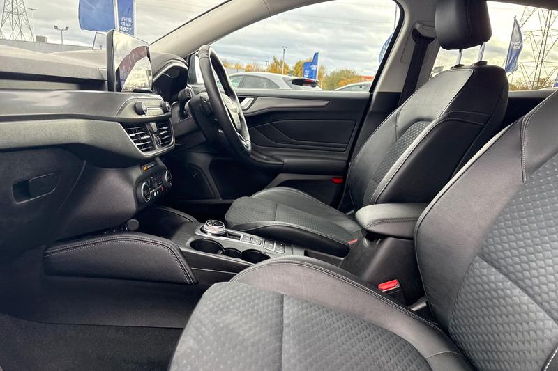 Used Ford Focus 2019 for sale - 76452960: Photo 19
