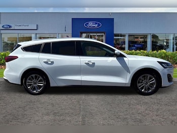 Used Ford Focus 2022 for sale - 75713140: Photo