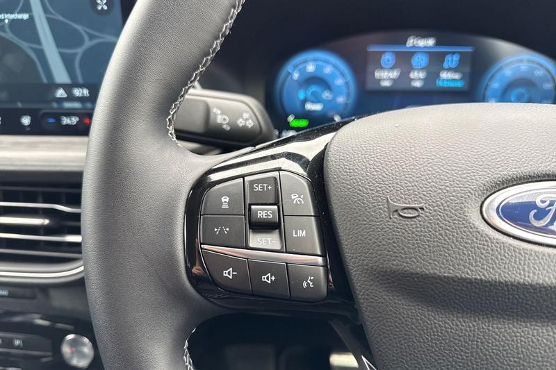 Used Ford Kuga 2025 for sale - 76452948: Photo 28