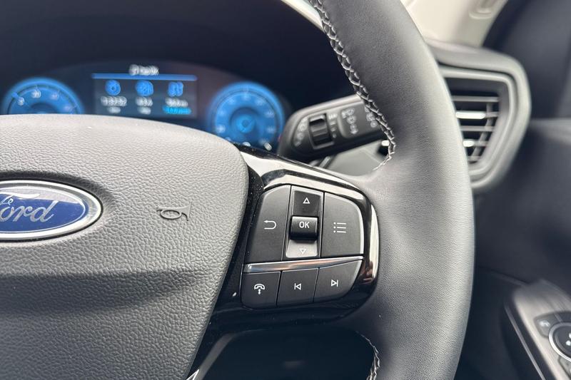 Used Ford Kuga 2025 for sale - 76452948: Photo 29