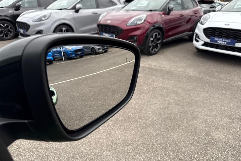 Used Ford Kuga 2025 for sale - 76452948: Photo 31