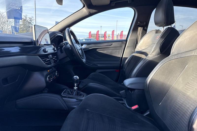 Used Ford Focus 2020 for sale - 76710241: Photo 19