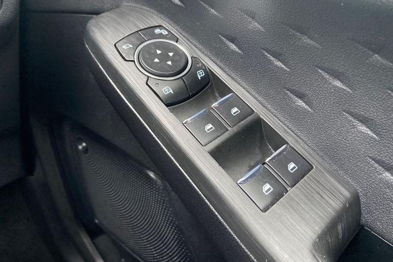 Used Ford Kuga 2020 for sale - 77607605: Photo 16