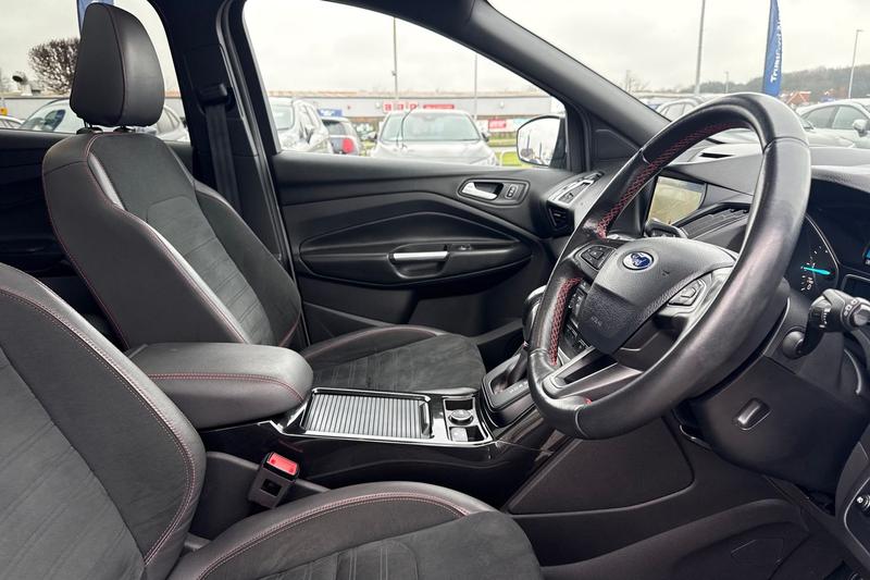 Used Ford Kuga 2018 for sale - 77528937: Photo 17