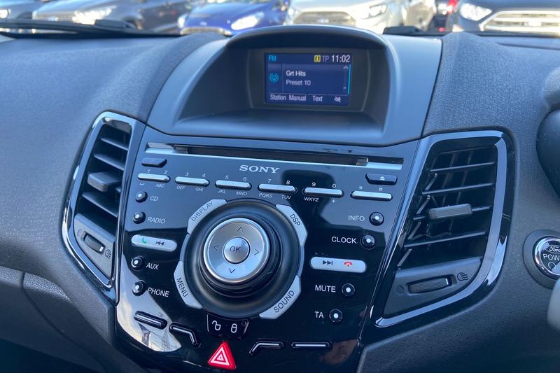 Used Ford Fiesta 2016 for sale - 77393883: Photo 22