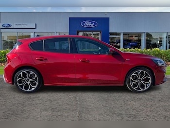 Used Ford Focus 2022 for sale - 78463119: Photo