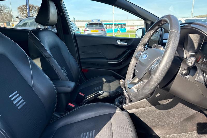Used Ford Fiesta 2018 for sale - 77941409: Photo 17