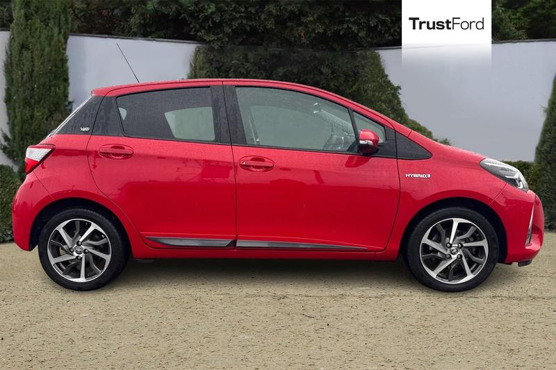 Used Toyota Yaris 2020 for sale - 76355474: Photo 3