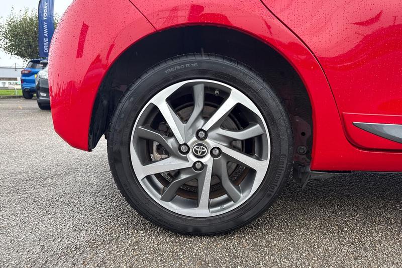 Used Toyota Yaris 2020 for sale - 76355474: Photo 8