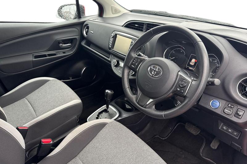 Used Toyota Yaris 2020 for sale - 76355474: Photo 9