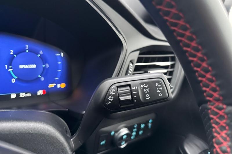 Used Ford Kuga 2022 for sale - 77427140: Photo 15