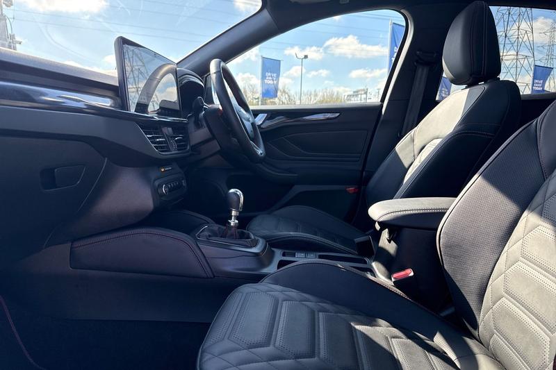 Used Ford Focus for sale - 77989049: Photo 19