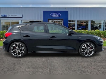 Used Ford Focus 2020 for sale - 75504748: Photo